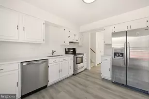 5301 Broadwater St, Temple Hills, MD 20748 - Photo 10