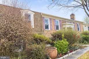 5203 Oahu Ct, Temple Hills, MD 20748 - Photo 2