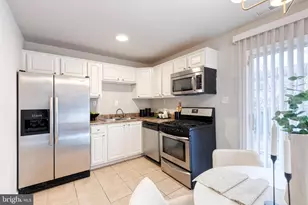 11501 Laurelwalk Dr, Laurel, MD 20708 - Photo 4