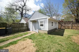 6122 54th Ave, Riverdale, MD 20737 - Photo 6