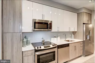 145 Riverhaven Dr #518, Oxon Hill, MD 20745 - Photo 12