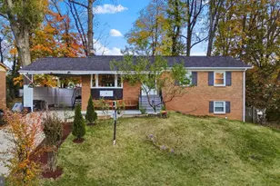 2703 Shawn Ct, Fort Washington, MD 20744 - Photo 1