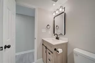 8675 Greenbelt Rd, Greenbelt, MD 20770 - Photo 20