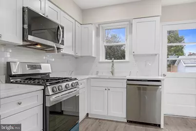 7804 Darcy Road, District Heights, MD 20747 - Photo 8