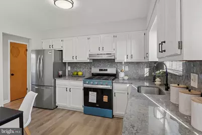 5005 Apache Street, College Park, MD 20740 - Photo 10