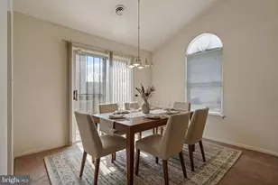 4706 Colonel Dent Ct, Upper Marlboro, MD 20772 - Photo 4