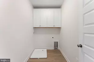 129 Smt Pt Blvd, Bowie, MD 20716 - Photo 22