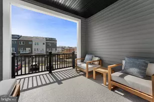 129 Smt Pt Blvd, Bowie, MD 20716 - Photo 26