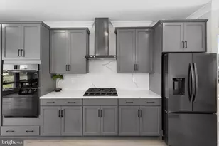 129 Smt Pt Blvd, Bowie, MD 20716 - Photo 6