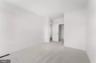 129 Smt Pt Blvd, Bowie, MD 20716 - Photo 20