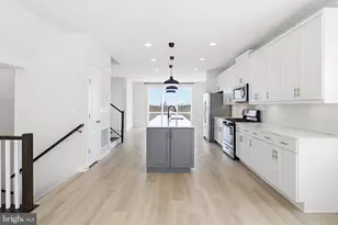 1023 Highpoint Trl, Laurel, MD 20707 - Photo 10