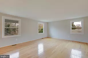 16203 Audubon Ln, Bowie, MD 20716 - Photo 6