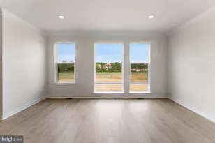 113 Smt Pt Blvd, Bowie, MD 20716 - Photo 28