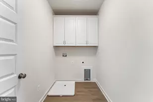 113 Smt Pt Blvd, Bowie, MD 20716 - Photo 36