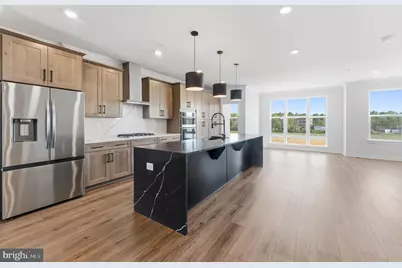 115 Summit Point Boulevard #18J, Bowie, MD 20716 - Photo 4