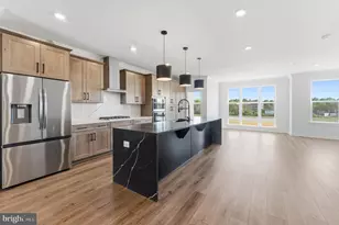 115 Smt Pt Blvd, Bowie, MD 20716 - Photo 4