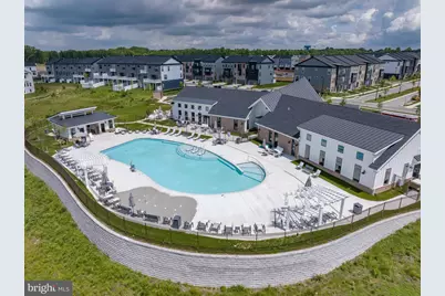 115 Summit Point Boulevard #18J, Bowie, MD 20716 - Photo 2