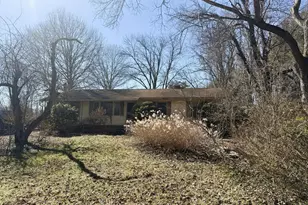 18405 Queen Anne Bridge Rd, Bowie, MD 20716 - Photo 2