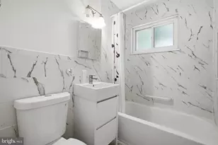 6709 Forest Hill Dr, University Park, MD 20782 - Photo 16