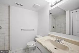 6709 Forest Hill Dr, University Park, MD 20782 - Photo 30