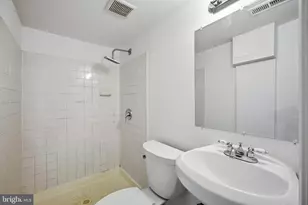 6709 Forest Hill Dr, University Park, MD 20782 - Photo 34