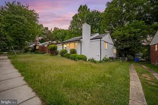 6709 Forest Hill Dr, University Park, MD 20782 - Photo 2
