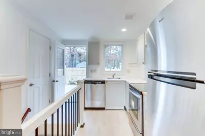 822 Warburton Lane, Fort Washington, MD 20744 - Photo 6