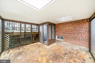 8300 Larchwood St, Hyattsville, MD 20784 - Photo 54