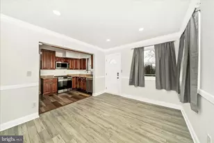8300 Larchwood St, Hyattsville, MD 20784 - Photo 8