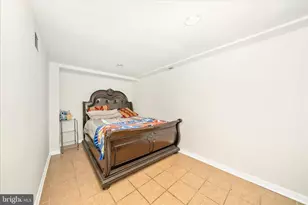 8300 Larchwood St, Hyattsville, MD 20784 - Photo 34