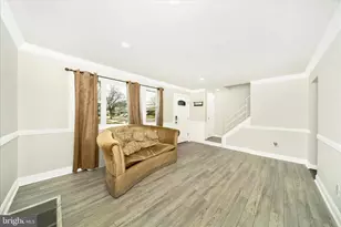 8300 Larchwood St, Hyattsville, MD 20784 - Photo 6