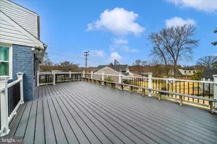 8300 Larchwood St, Hyattsville, MD 20784 - Photo 44