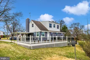 8300 Larchwood St, Hyattsville, MD 20784 - Photo 46