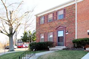 7856 Lakecrest Dr, Greenbelt, MD 20770 - Photo 1