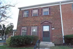 7856 Lakecrest Dr, Greenbelt, MD 20770 - Photo 1