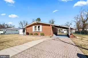 6014 Griffith Dr, Suitland, MD 20746 - Photo 2