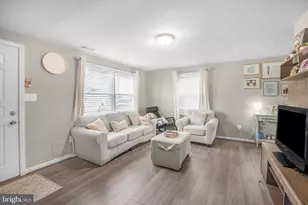 7617 Allendale Cir, Landover, MD 20785 - Photo 6