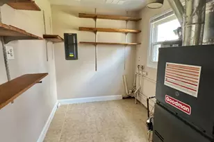 15758 Pointer Ridge Dr, Bowie, MD 20716 - Photo 10