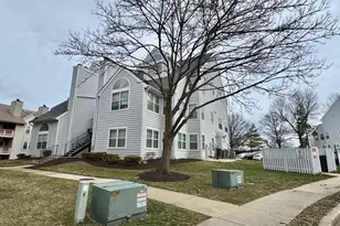 14047 Vista Dr, Laurel, MD 20707 - Photo 2