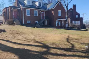 2 Seneca Dr, Oxon Hill, MD 20745 - Photo 1