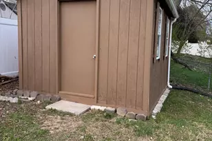 10810 Hollaway Dr, Upper Marlboro, MD 20772 - Photo 4