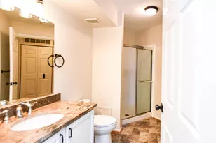 13900 Farnsworth Ln, Upper Marlboro, MD 20772 - Photo 48