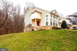 16000 Pennsbury Dr, Bowie, MD 20716 - Photo 4