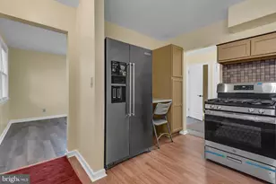 5025 Addison Rd, Capitol Heights, MD 20743 - Photo 8