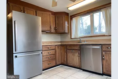 7407 Sweetbriar Drive, College Park, MD 20740 - Photo 20