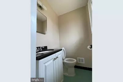 7407 Sweetbriar Drive, College Park, MD 20740 - Photo 10