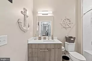 145 Riverhaven Dr, Oxon Hill, MD 20745 - Photo 12