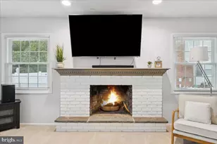 2217 Harwood Ln, Bowie, MD 20716 - Photo 2