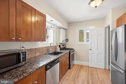 5820 Woodland Drive, Oxon Hill, MD 20745 - Photo 2