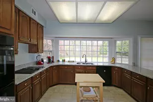 4708 Silverbrook Way, Bowie, MD 20720 - Photo 4